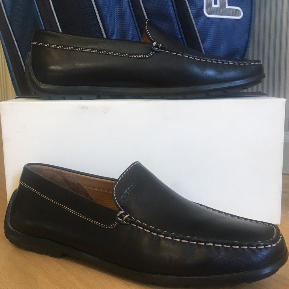 Geox, Men’s Size 45, Black Loafer w/Rubber Outsole